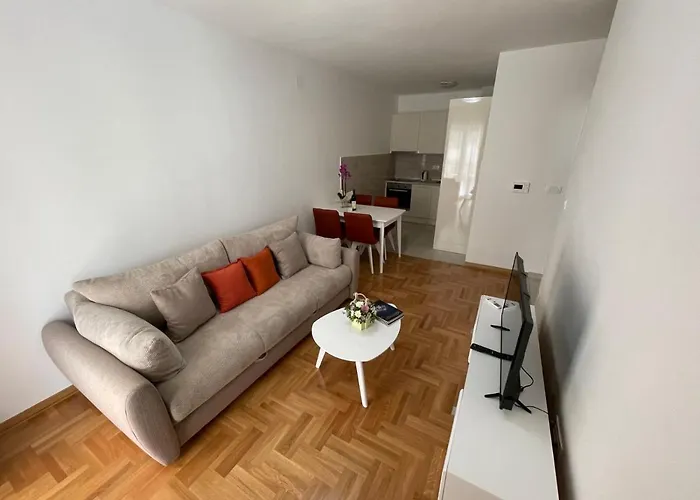 Montesa Rea Apartments